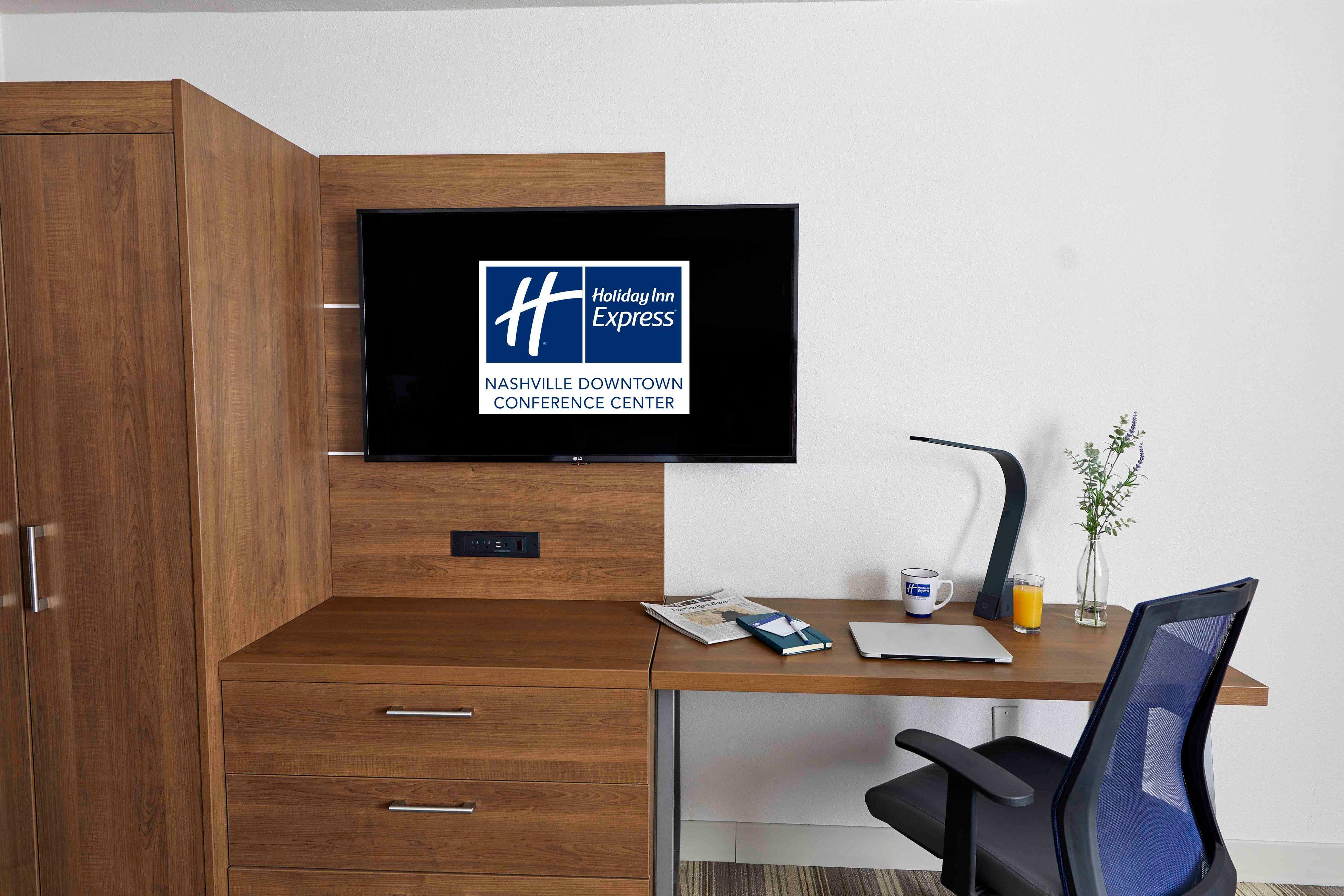 Holiday Inn Express Nashville-Downtown - Broadway By Ihg Buitenkant foto