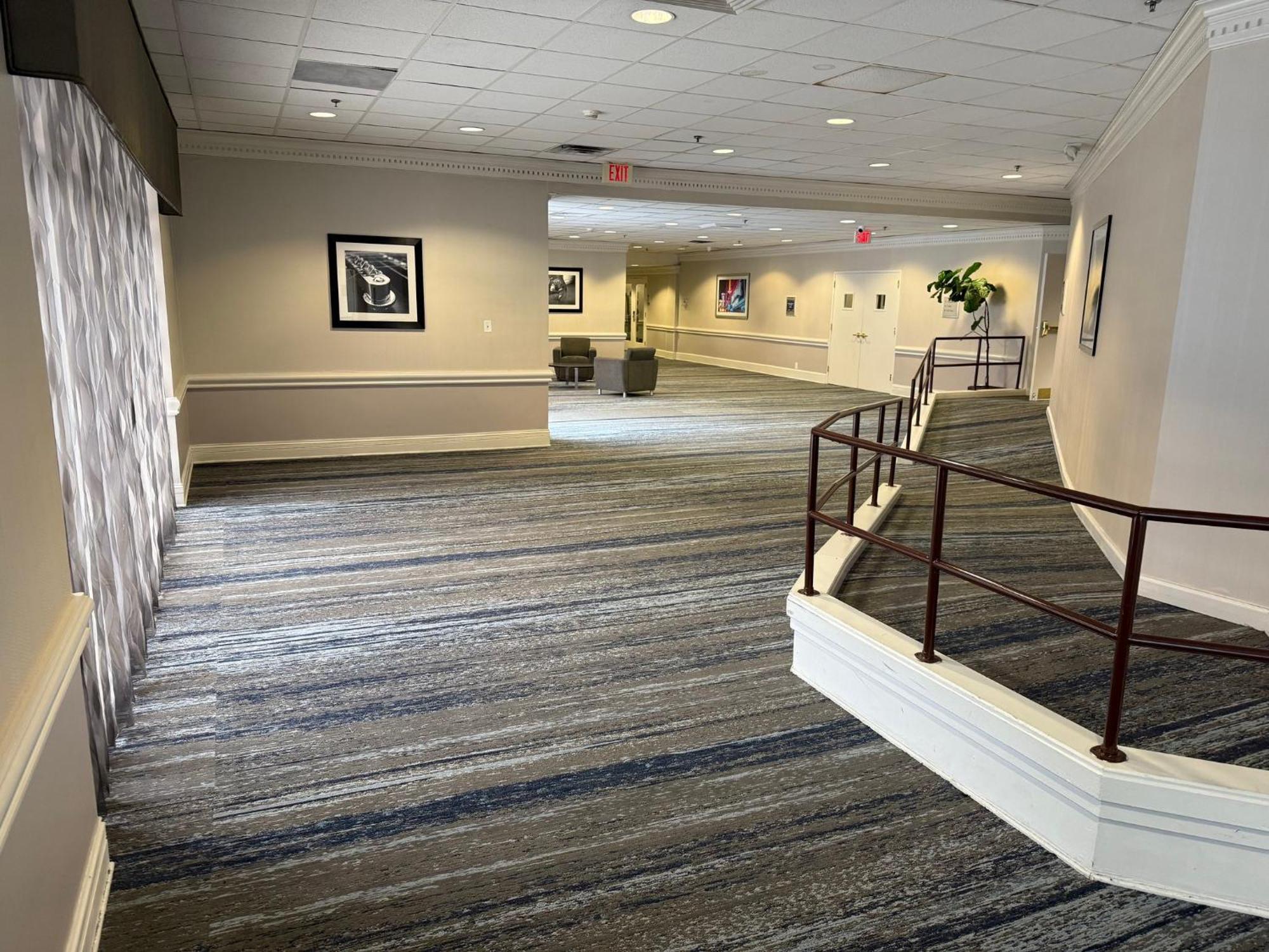 Holiday Inn Express Nashville-Downtown - Broadway By Ihg Buitenkant foto