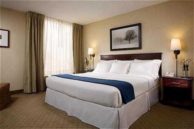 Holiday Inn Express Nashville-Downtown - Broadway By Ihg Buitenkant foto