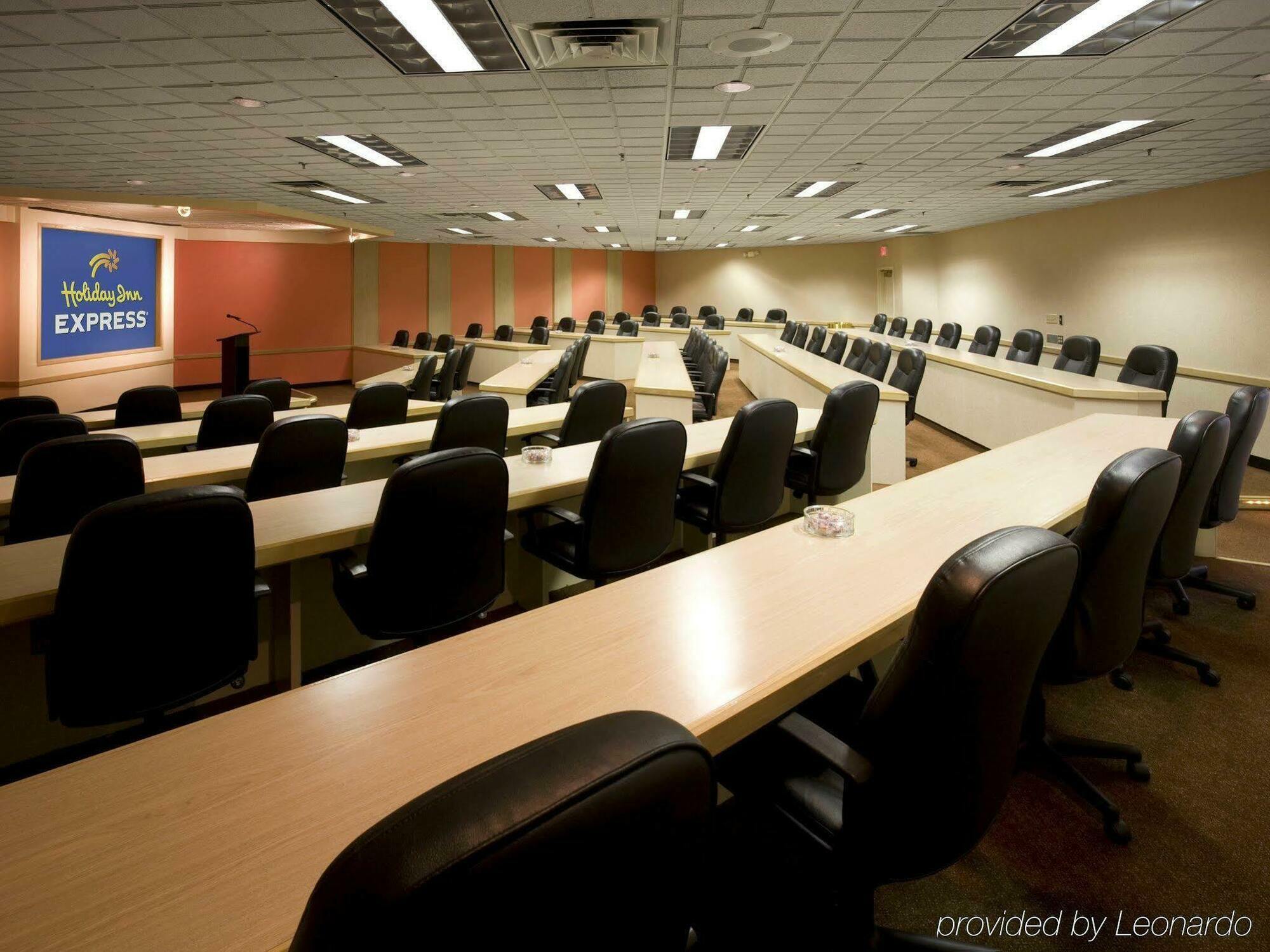 Holiday Inn Express Nashville-Downtown - Broadway By Ihg Buitenkant foto