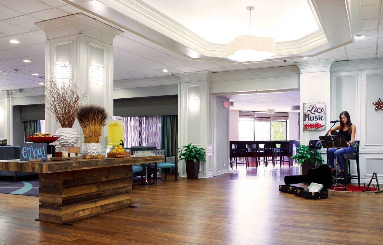 Holiday Inn Express Nashville-Downtown - Broadway By Ihg Buitenkant foto