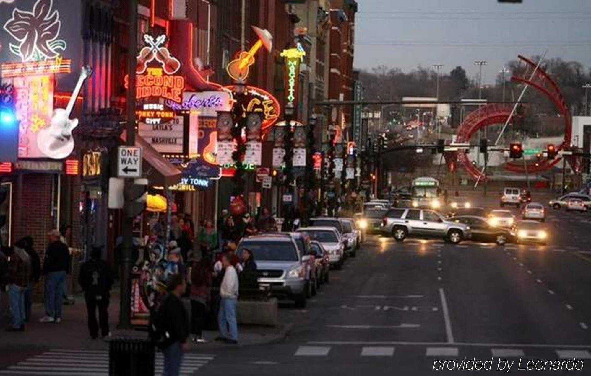 Holiday Inn Express Nashville-Downtown - Broadway By Ihg Buitenkant foto