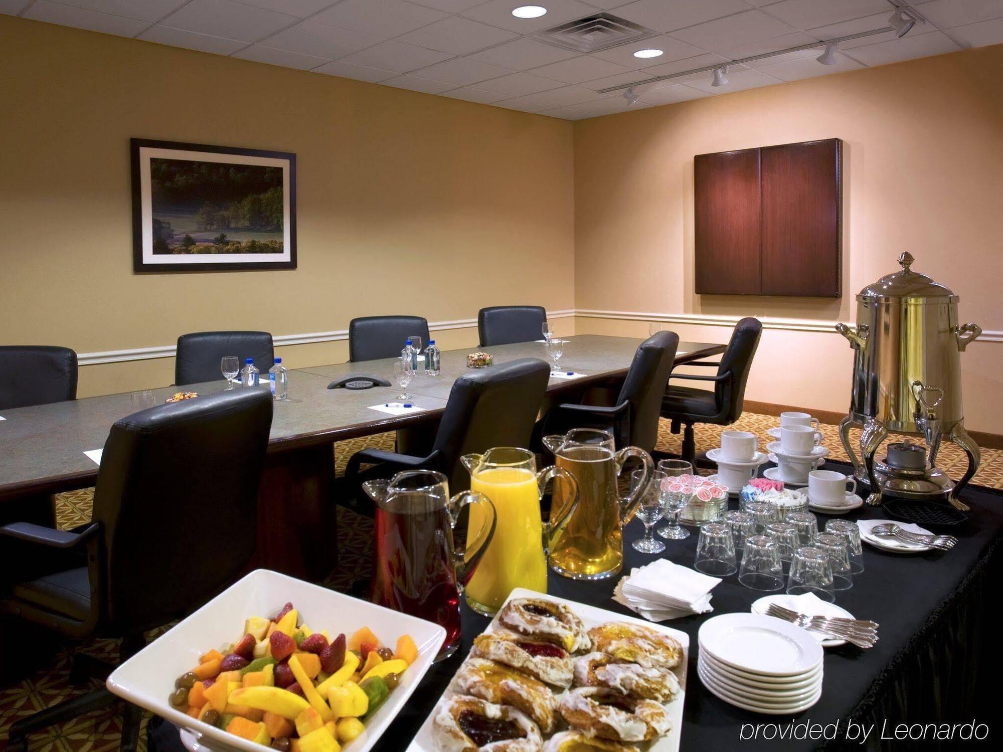 Holiday Inn Express Nashville-Downtown - Broadway By Ihg Buitenkant foto